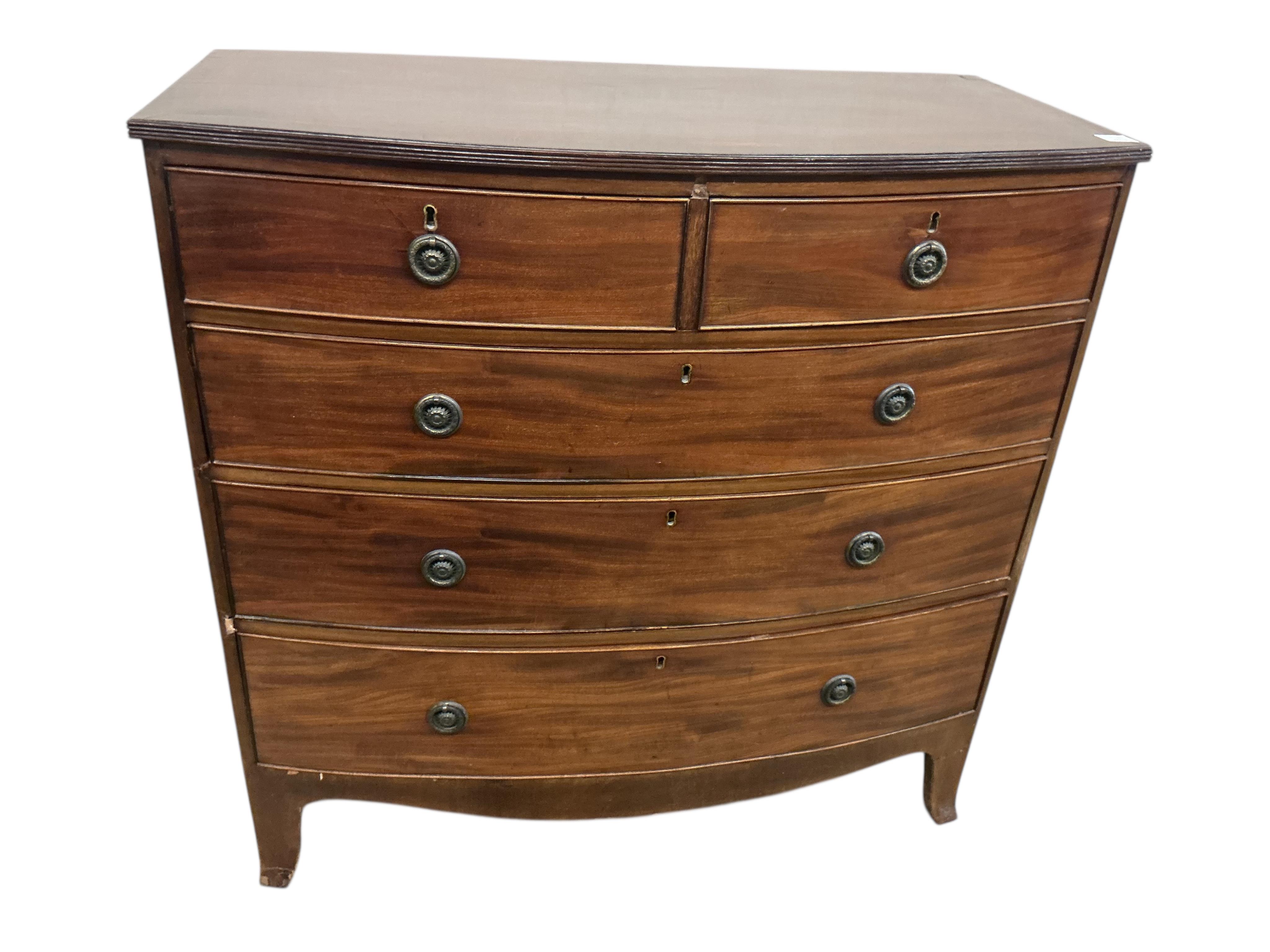 A Regency mahogany bowfront chest of drawers, width 106cm, depth 52cm, height 105cm